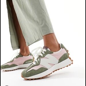 RARE New Balance 327 Women's olive/pink